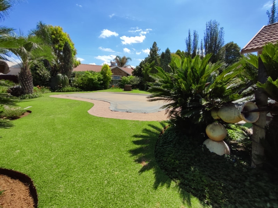 3 Bedroom Property for Sale in Flimieda North West